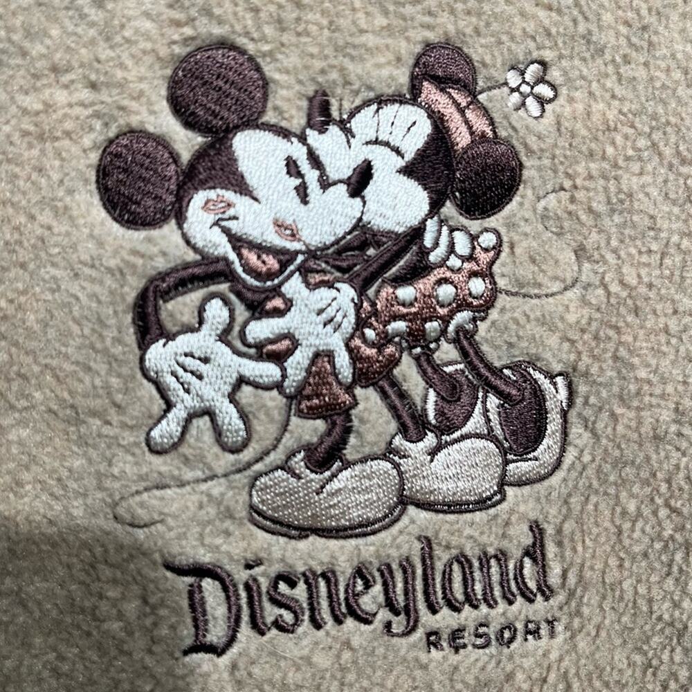 Disney Parks Disneyland Resort Women’s Fleece Beige Full Zip Sweatshirt Size 2X - Picture 8 of 13